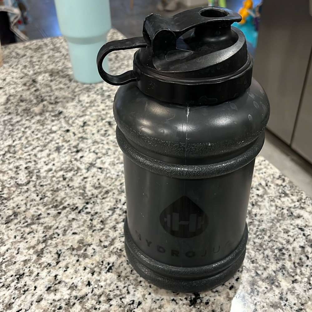Hydrojug